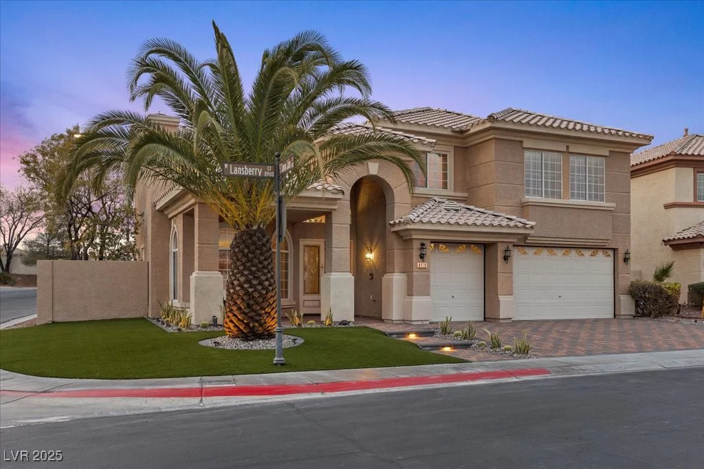 8970 Lansberry, Las Vegas, NV 89147
