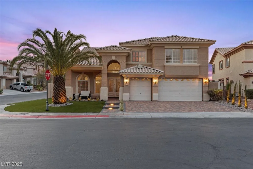 8970 Lansberry, Las Vegas, NV 89147