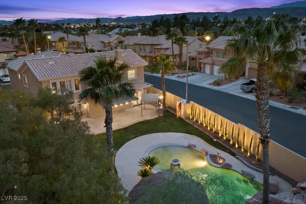 8970 Lansberry, Las Vegas, NV 89147