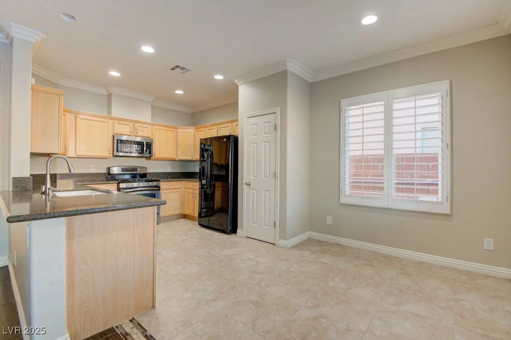 6826 Dovecote, North Las Vegas, NV 89084