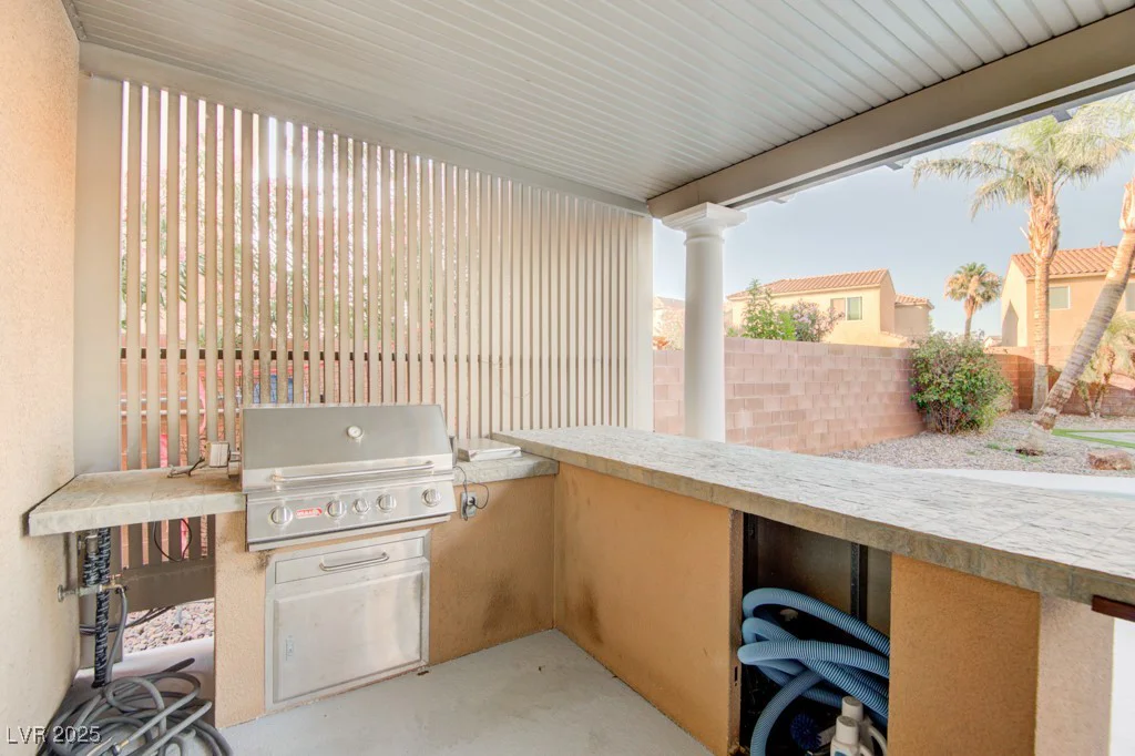 6826 Dovecote, North Las Vegas, NV 89084