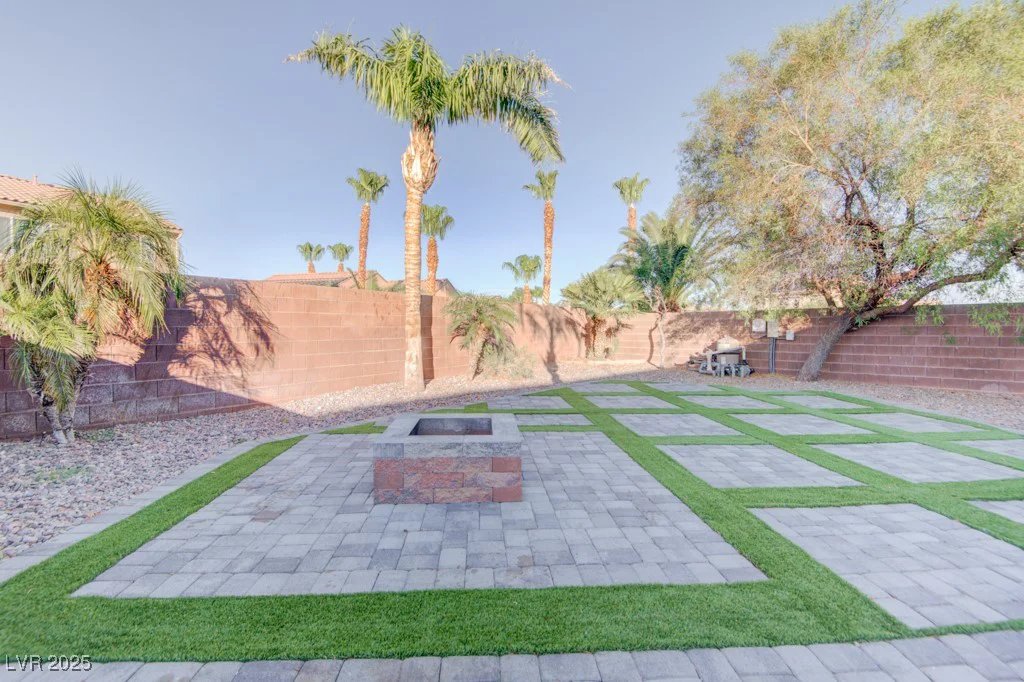 6826 Dovecote, North Las Vegas, NV 89084