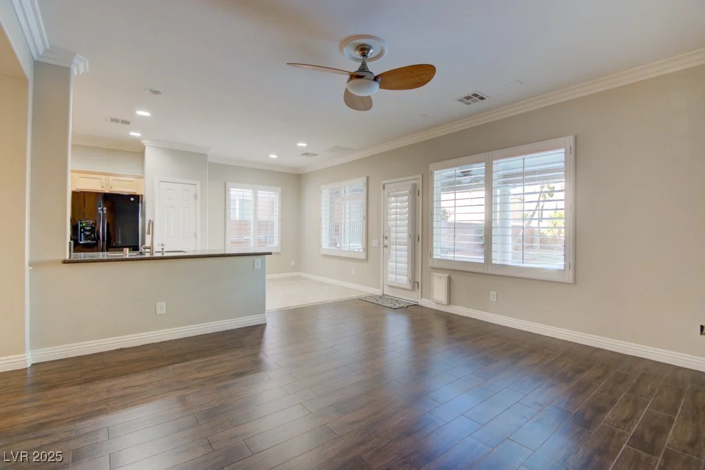 6826 Dovecote, North Las Vegas, NV 89084