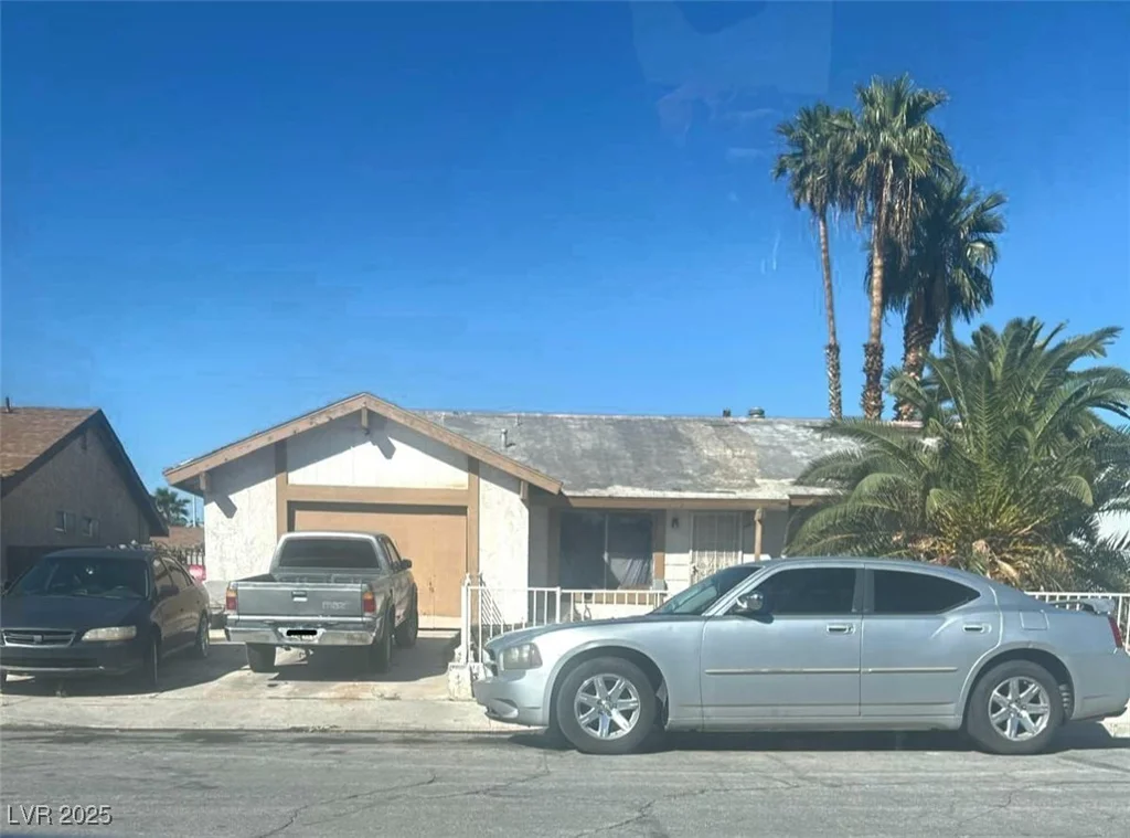 132 Hillsway, Las Vegas, NV 89110