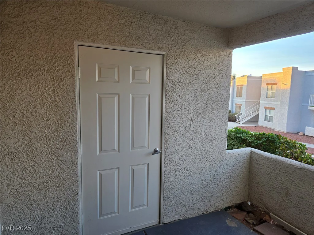 6800 Lake Mead, Las Vegas, NV 89156
