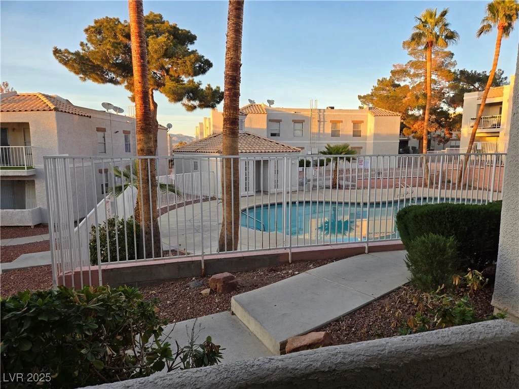 6800 Lake Mead, Las Vegas, NV 89156