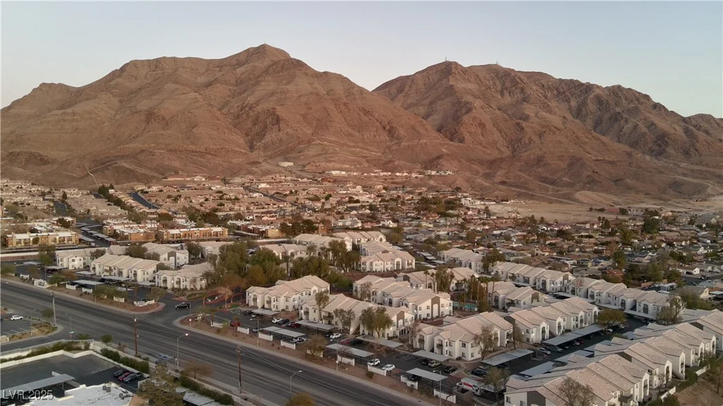 6800 Lake Mead, Las Vegas, NV 89156