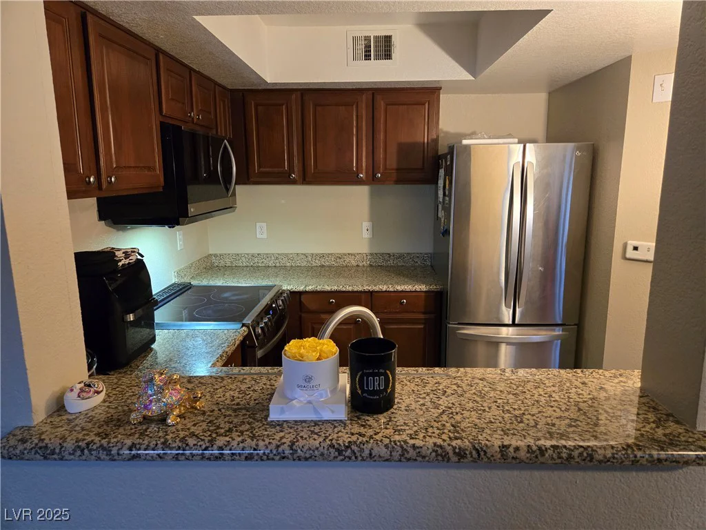 6800 Lake Mead, Las Vegas, NV 89156