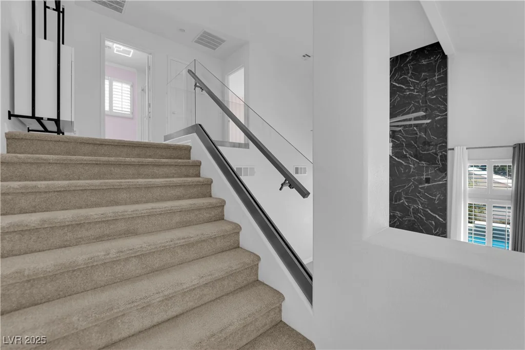 4604 Barnes, Las Vegas, NV 89147