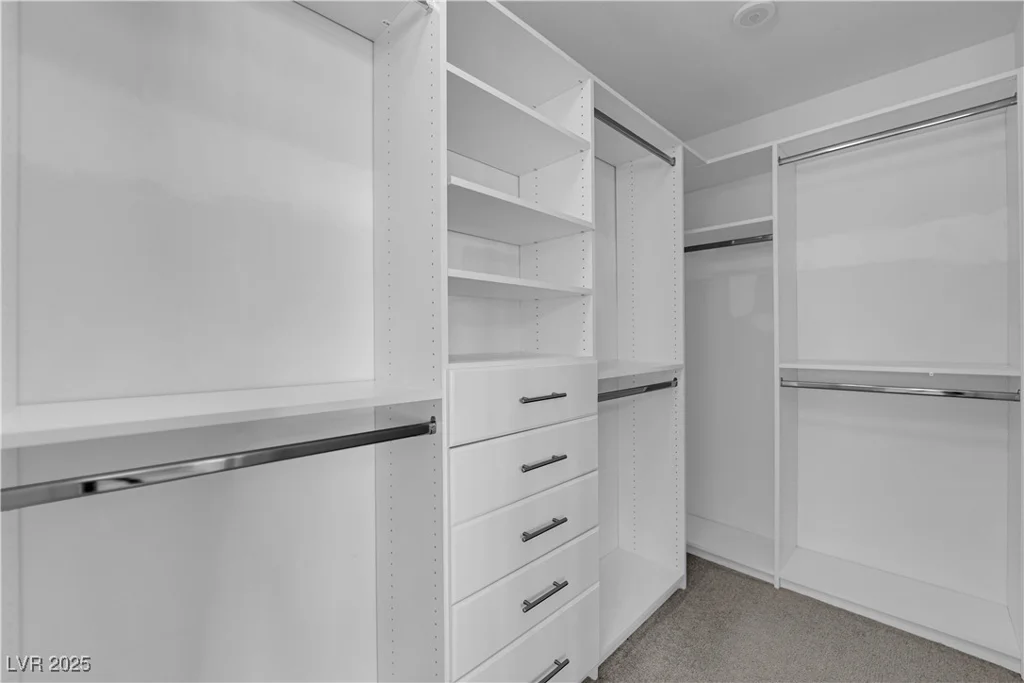 4604 Barnes, Las Vegas, NV 89147