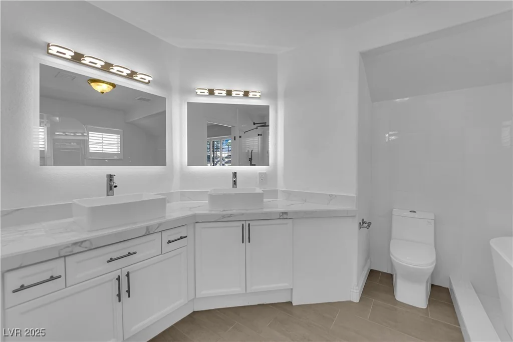 4604 Barnes, Las Vegas, NV 89147