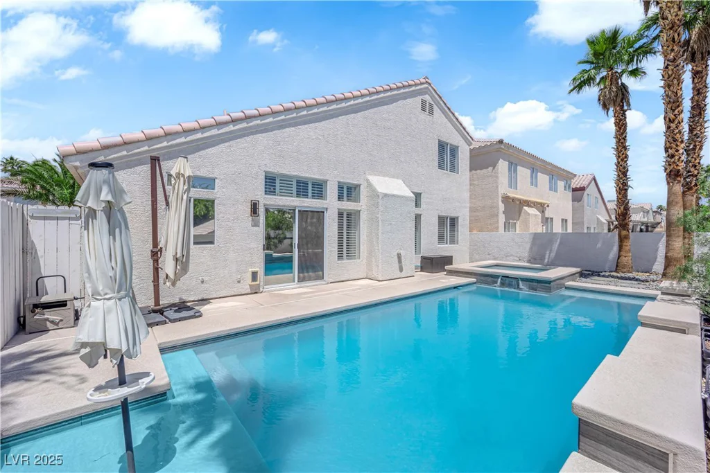 4604 Barnes, Las Vegas, NV 89147