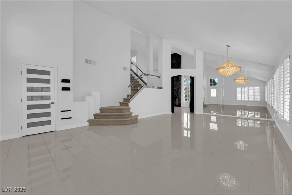 4604 Barnes, Las Vegas, NV 89147