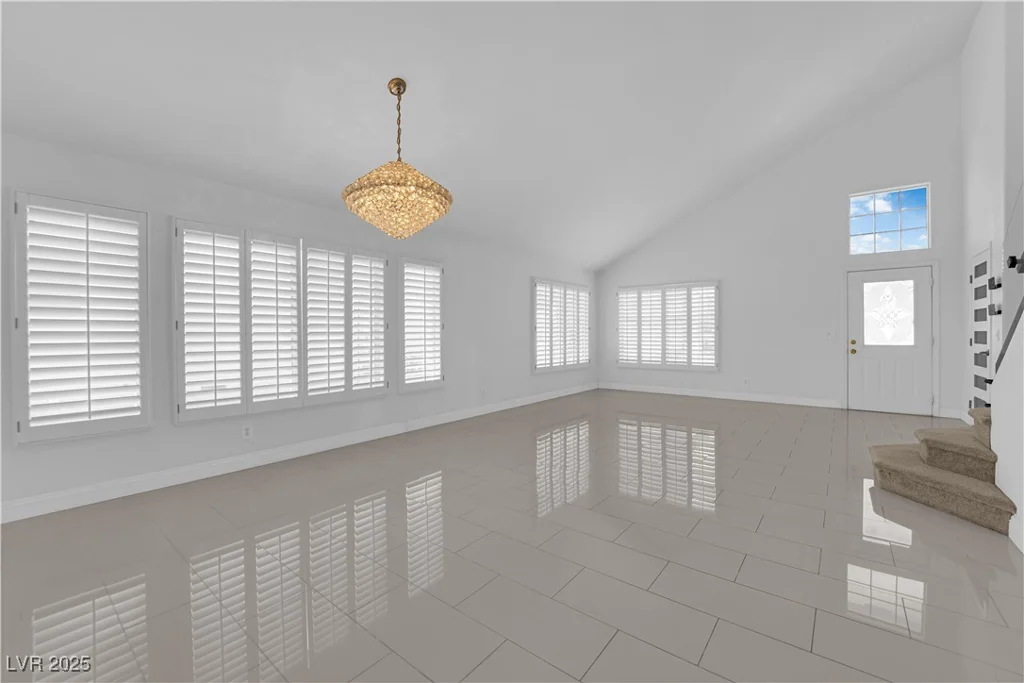 4604 Barnes, Las Vegas, NV 89147