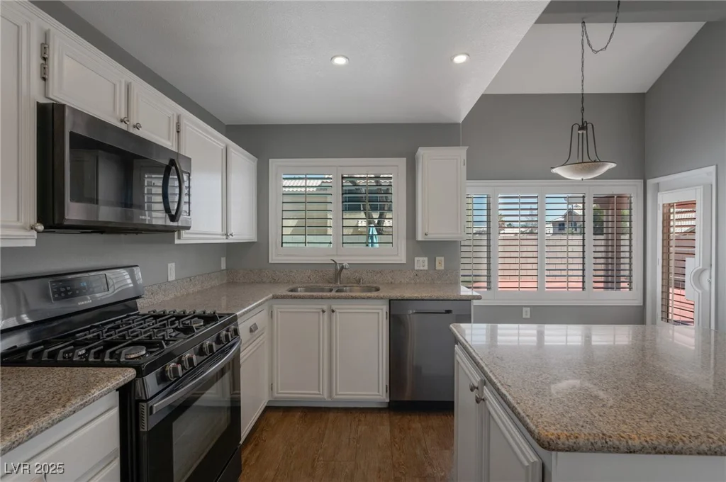 7500 Sea Spray, Las Vegas, NV 89128