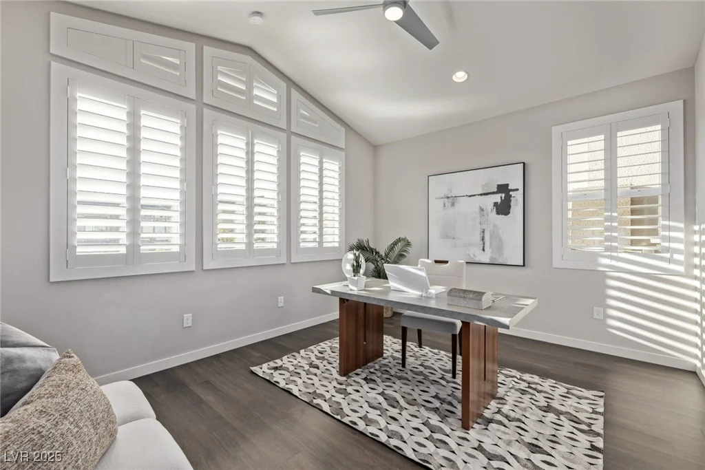 30 Hilltop Crest, Henderson, NV 89011