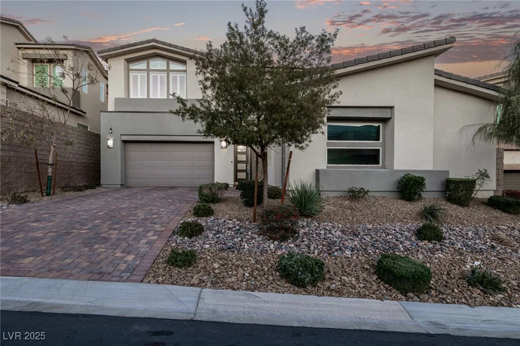 30 Hilltop Crest, Henderson, NV 89011