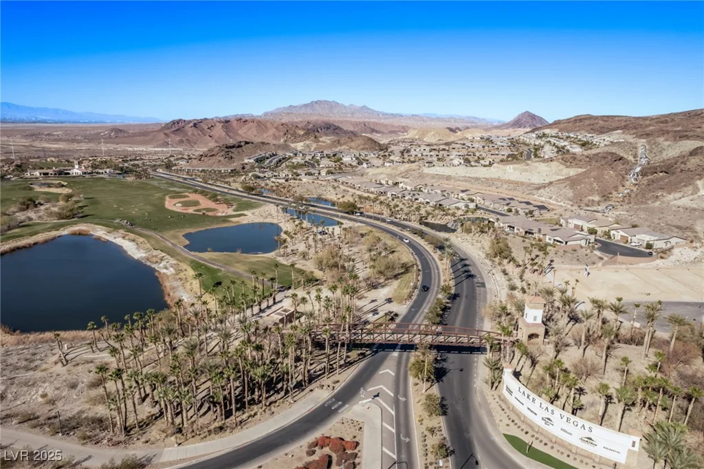 30 Hilltop Crest, Henderson, NV 89011
