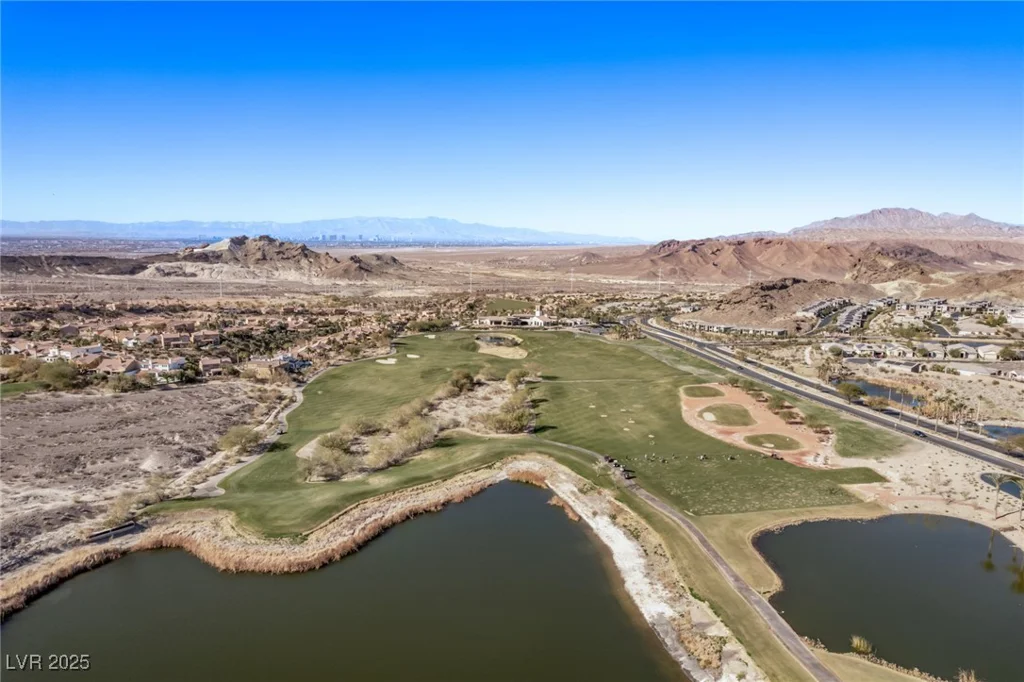 30 Hilltop Crest, Henderson, NV 89011