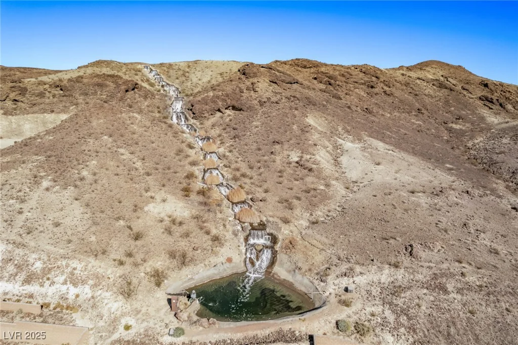 30 Hilltop Crest, Henderson, NV 89011