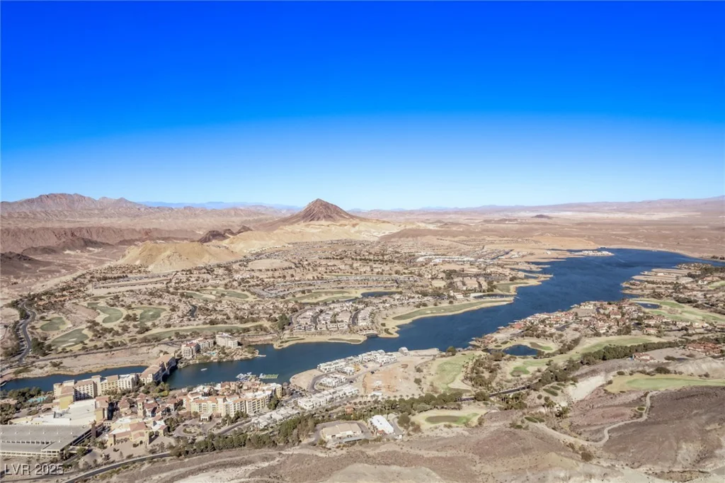 30 Hilltop Crest, Henderson, NV 89011