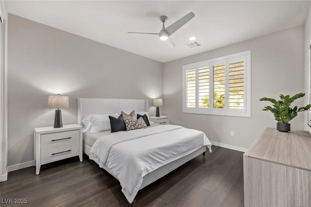 30 Hilltop Crest, Henderson, NV 89011