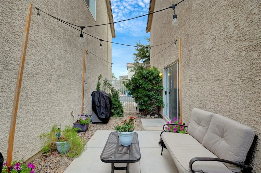 622 Quaint Acres, Las Vegas, NV 89183