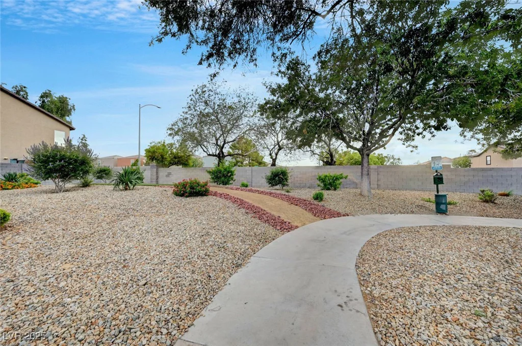 622 Quaint Acres, Las Vegas, NV 89183