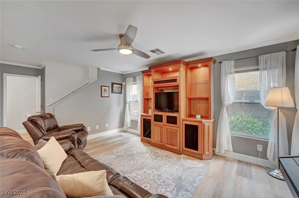 622 Quaint Acres, Las Vegas, NV 89183