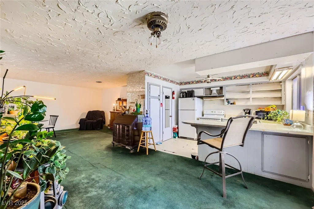 405 Scenic, Henderson, NV 89002