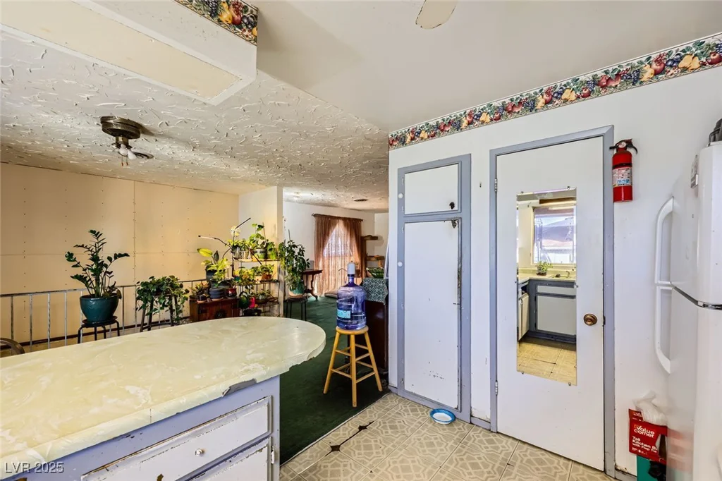 405 Scenic, Henderson, NV 89002