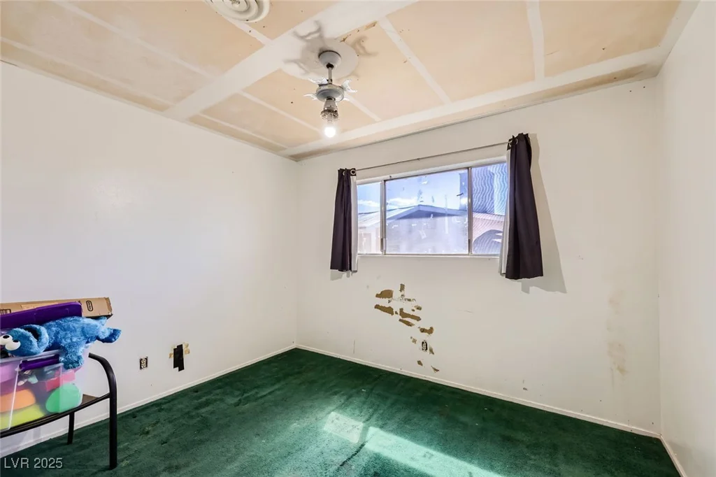 405 Scenic, Henderson, NV 89002