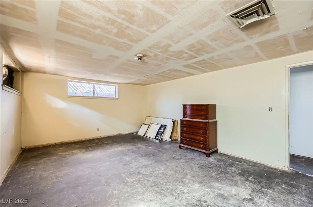 405 Scenic, Henderson, NV 89002