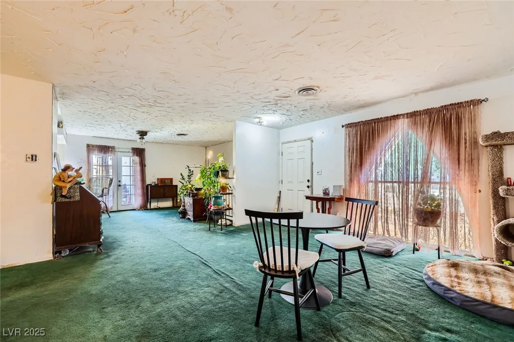 405 Scenic, Henderson, NV 89002