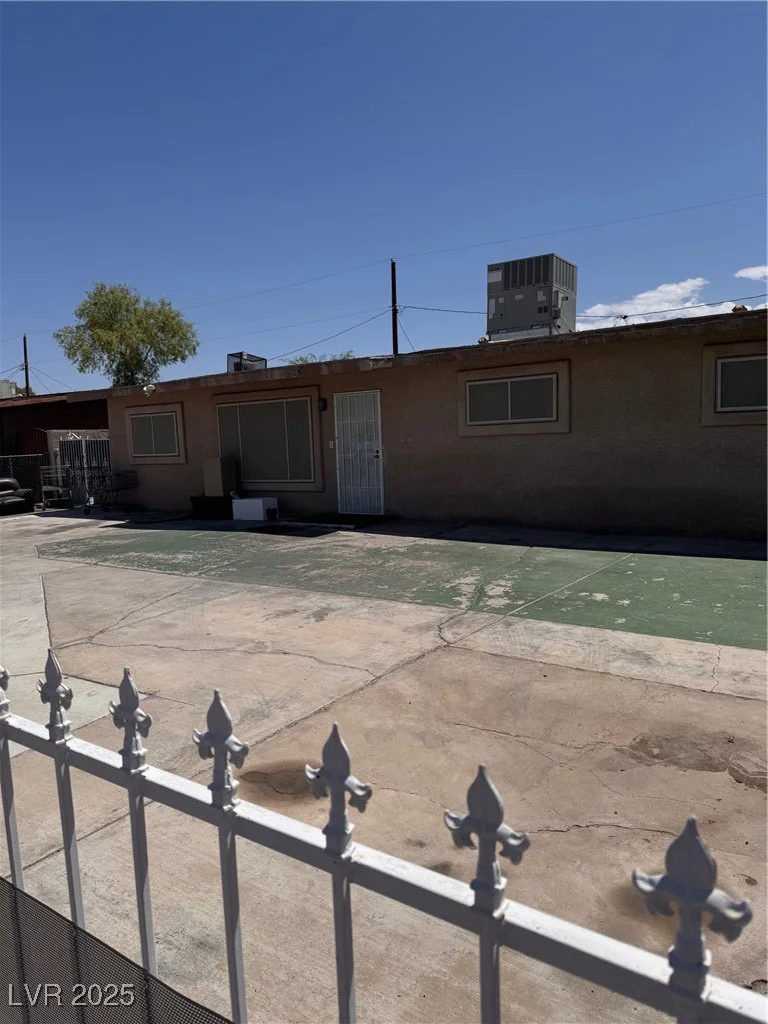 2604 Webster, North Las Vegas, NV 89030