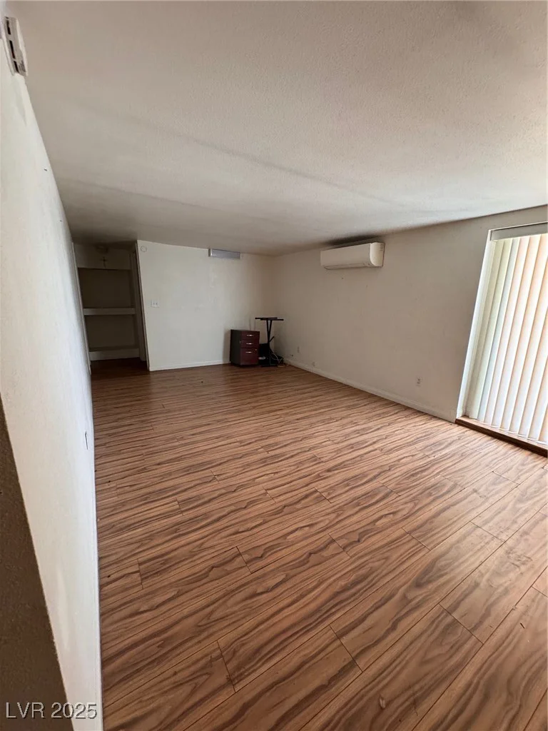 2604 Webster, North Las Vegas, NV 89030