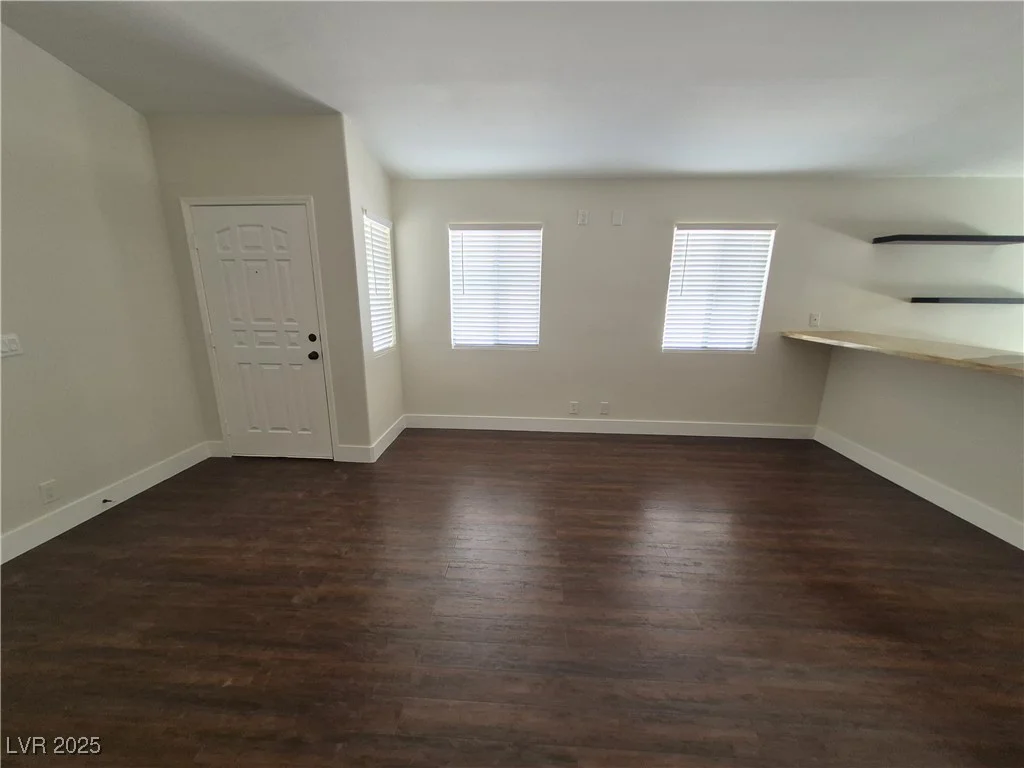 9341 Copper Villa, Las Vegas, NV 89129