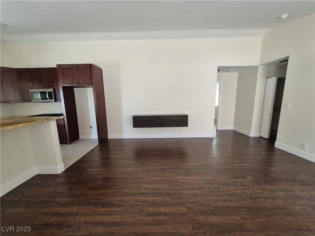 9341 Copper Villa, Las Vegas, NV 89129