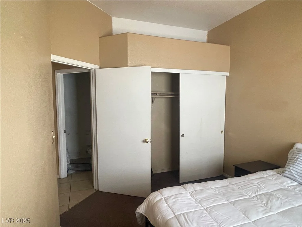 1667 Marion Bennet, Las Vegas, NV 89106