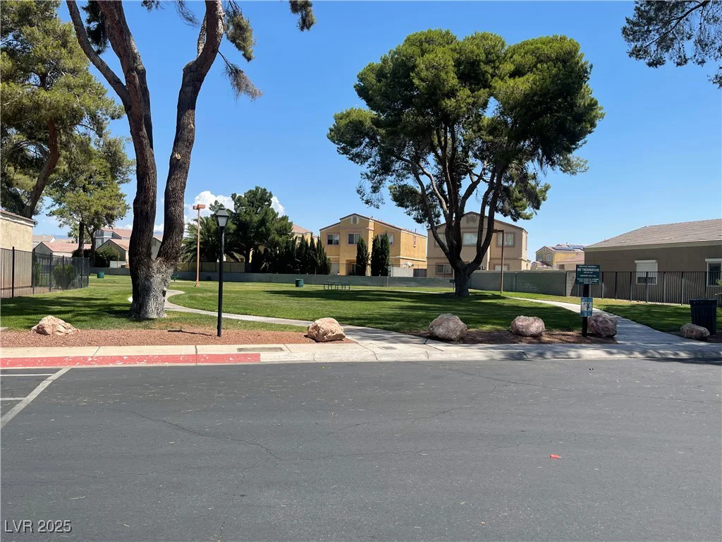 1667 Marion Bennet, Las Vegas, NV 89106