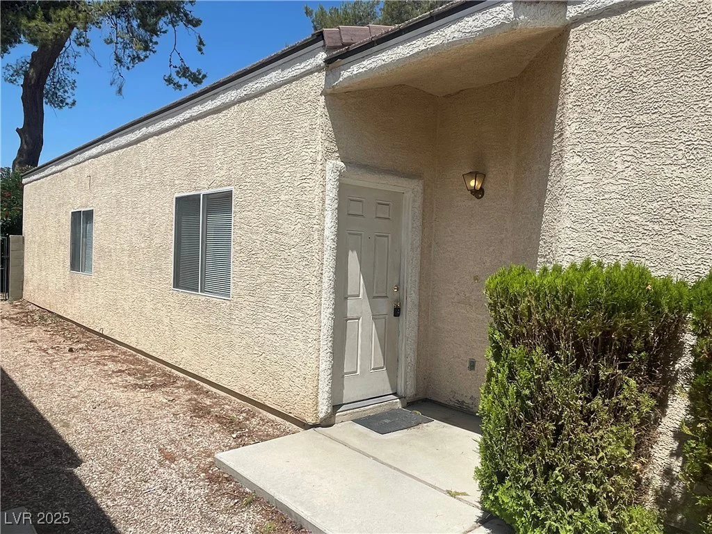 1667 Marion Bennet, Las Vegas, NV 89106