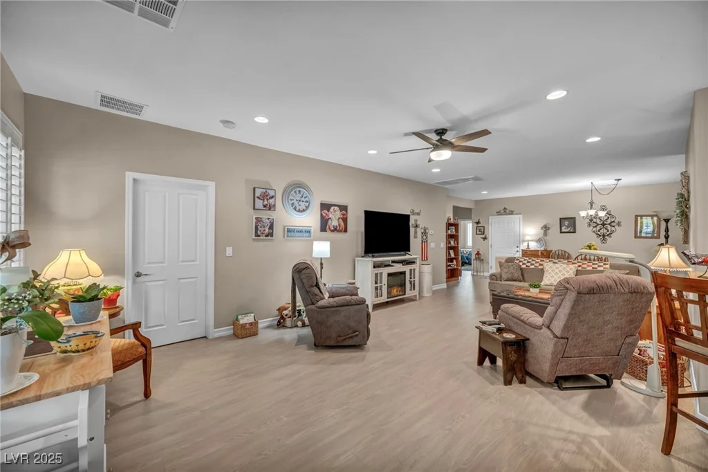 2621 Icy Moon, Henderson, NV 89044
