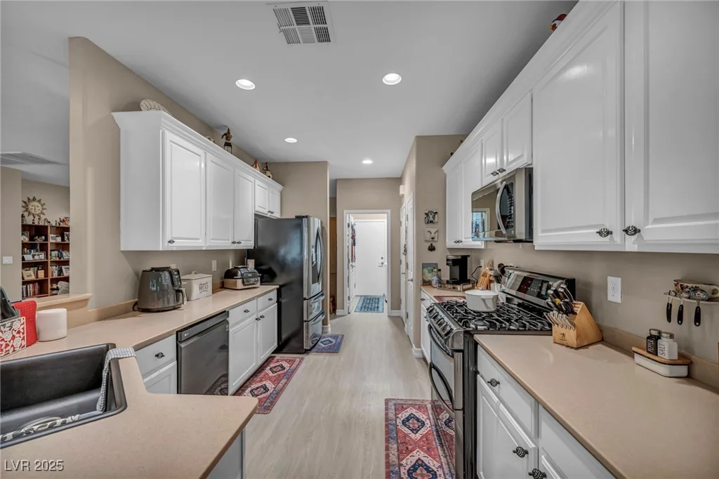 2621 Icy Moon, Henderson, NV 89044