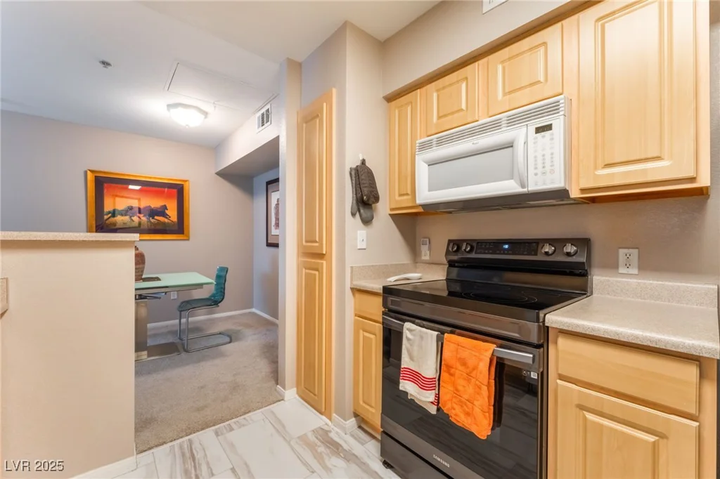 6955 Durango, Las Vegas, NV 89149