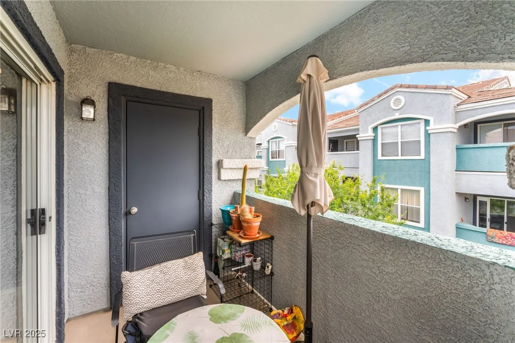 6955 Durango, Las Vegas, NV 89149