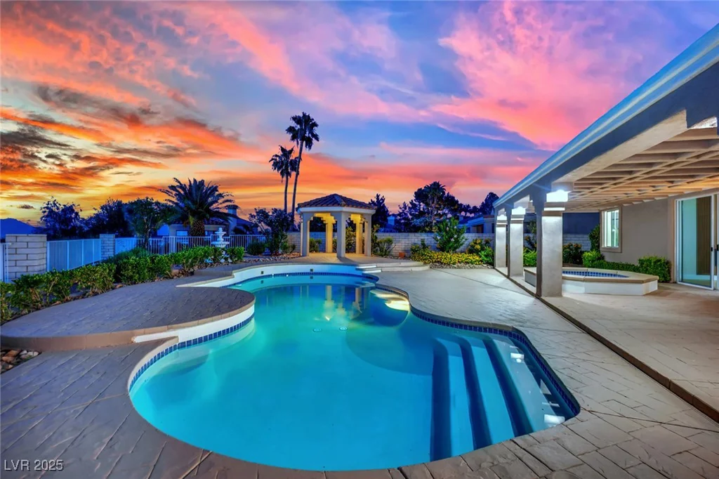 1984 Troon, Henderson, NV 89074