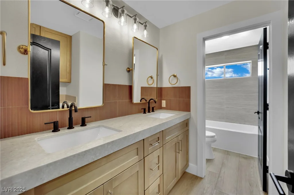 1984 Troon, Henderson, NV 89074