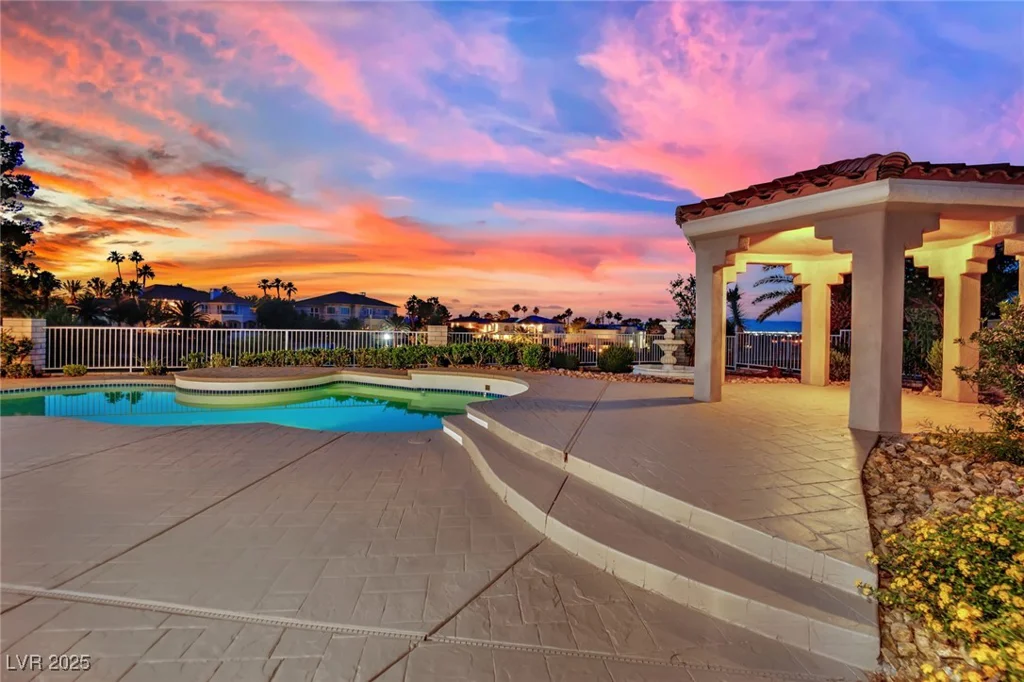 1984 Troon, Henderson, NV 89074