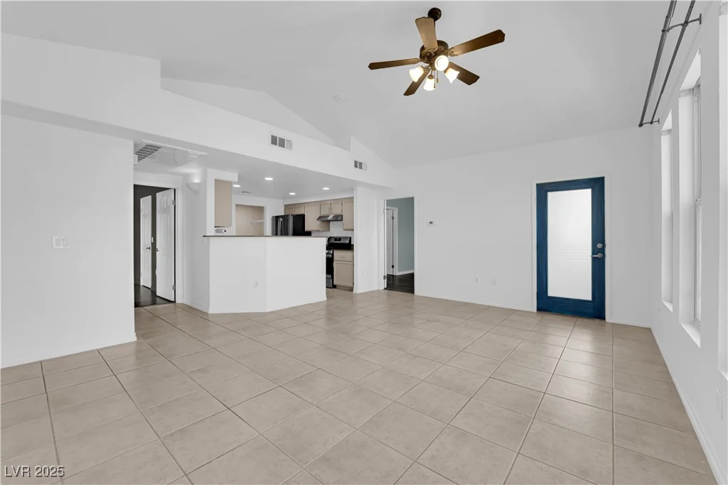 10550 Alexander, Las Vegas, NV 89129