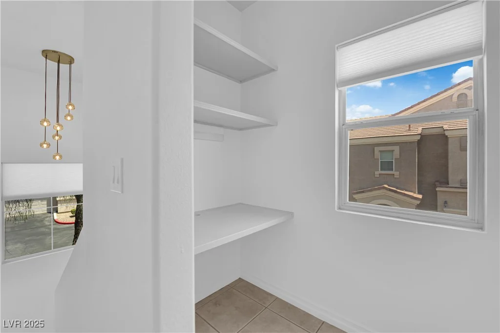 10550 Alexander, Las Vegas, NV 89129